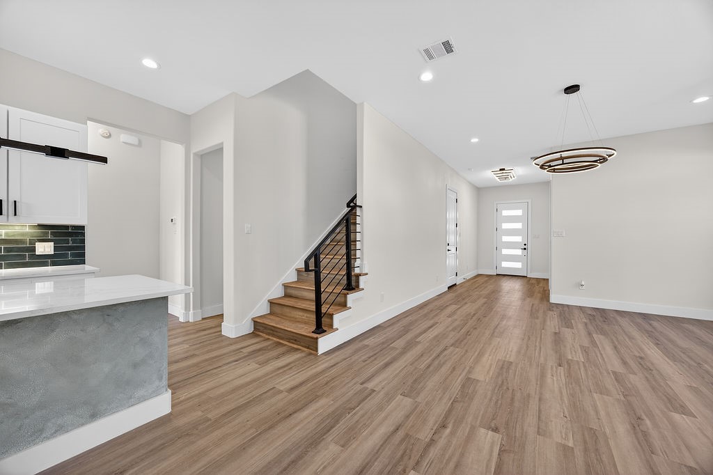 2701 S Jones Street Fort Worth TX 76104