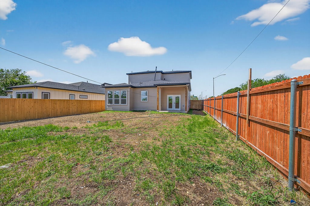 2701 S Jones Street Fort Worth TX 76104