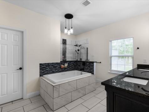117 Coyote Cave Lane Alvord TX 76225