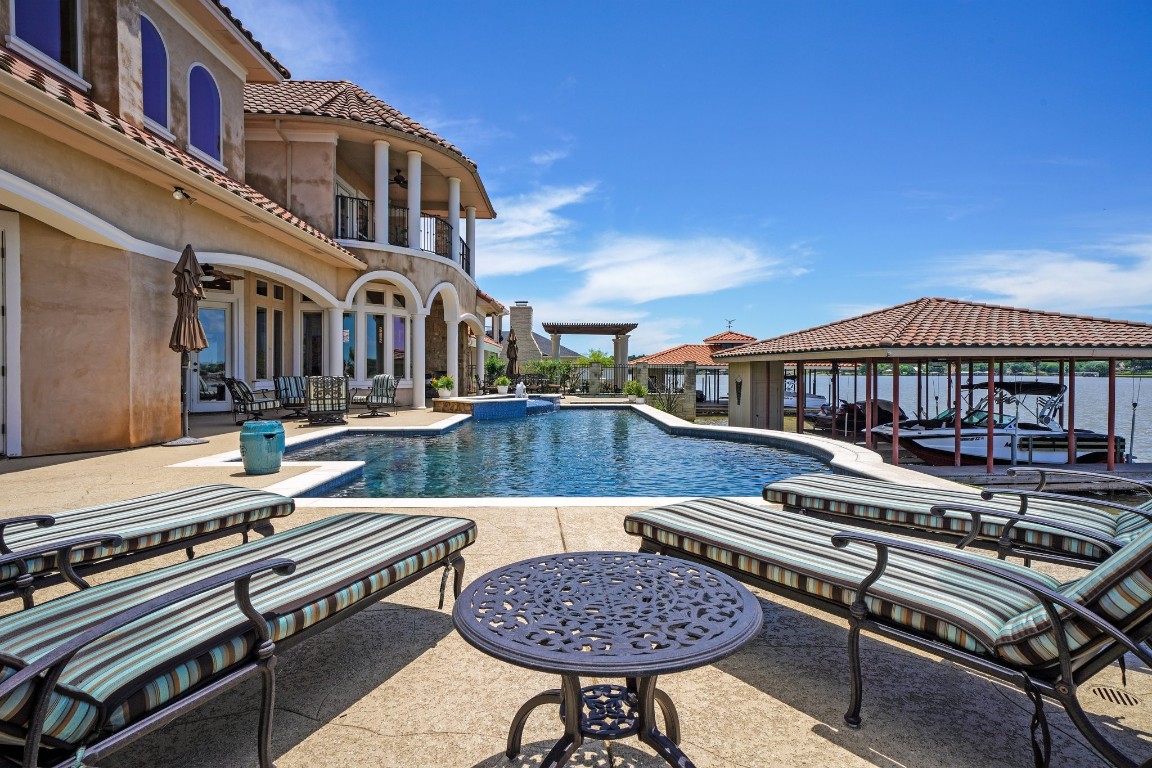 1622 Catalina Bay Court Granbury TX 76048