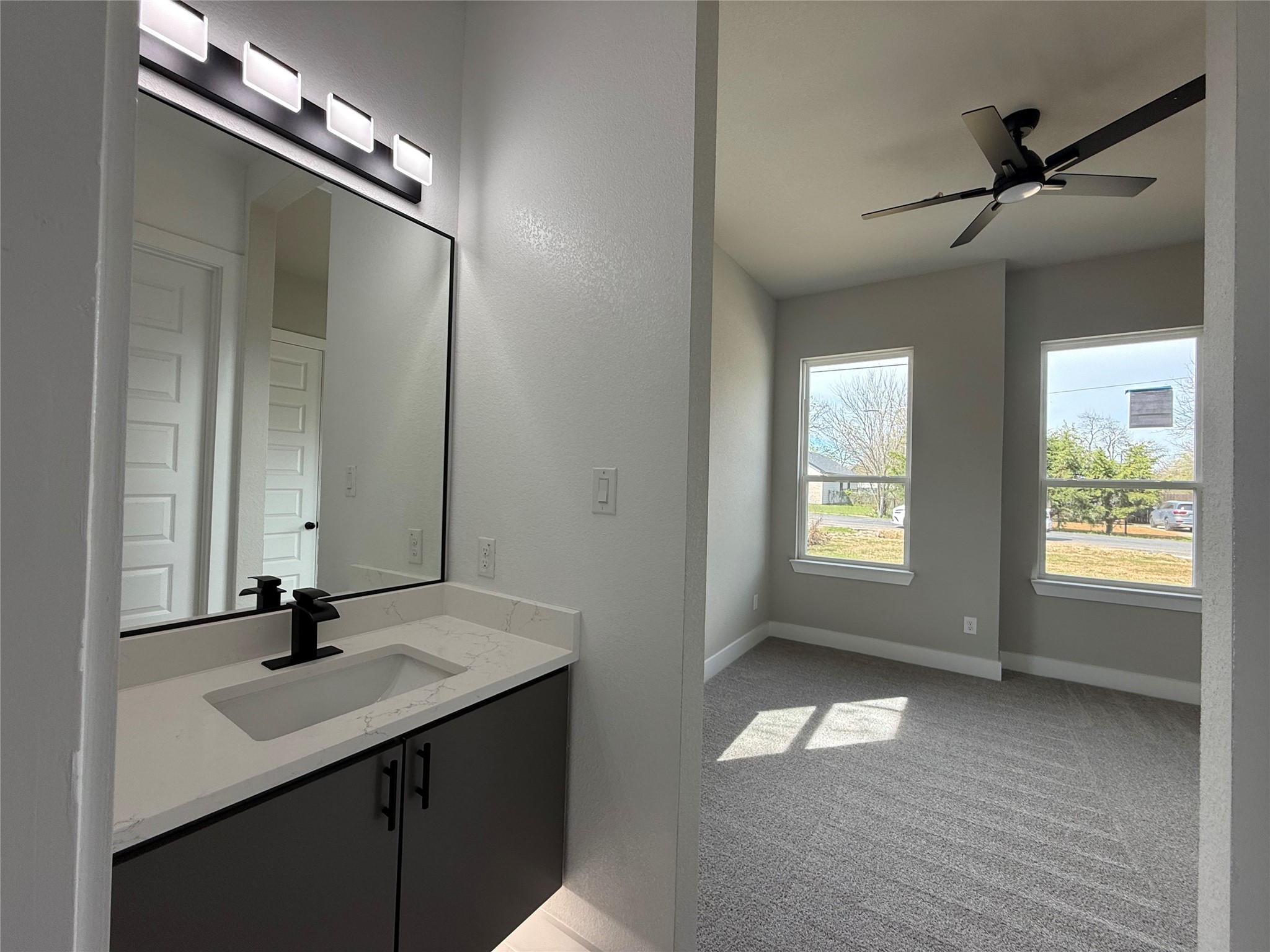 3322 Springview Avenue Dallas TX 75216