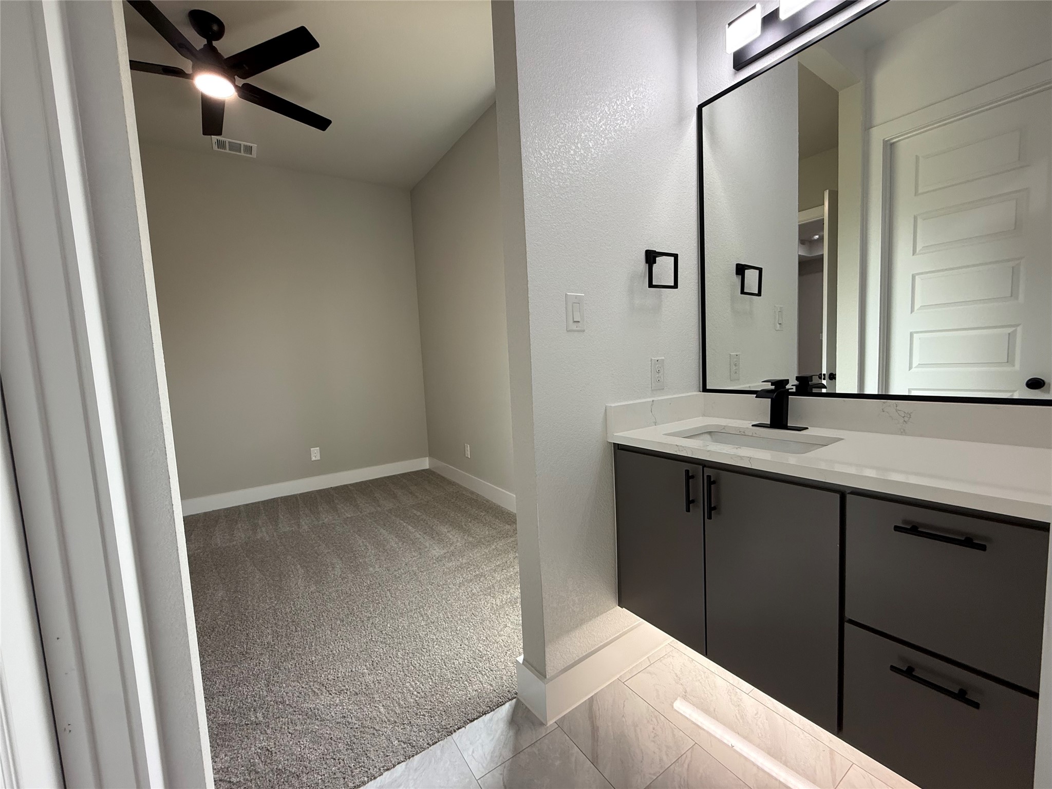 3322 Springview Avenue Dallas TX 75216