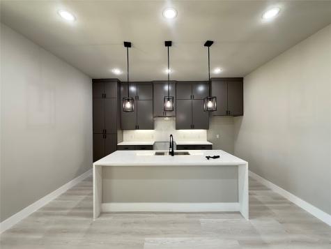 3322 Springview Avenue Dallas TX 75216