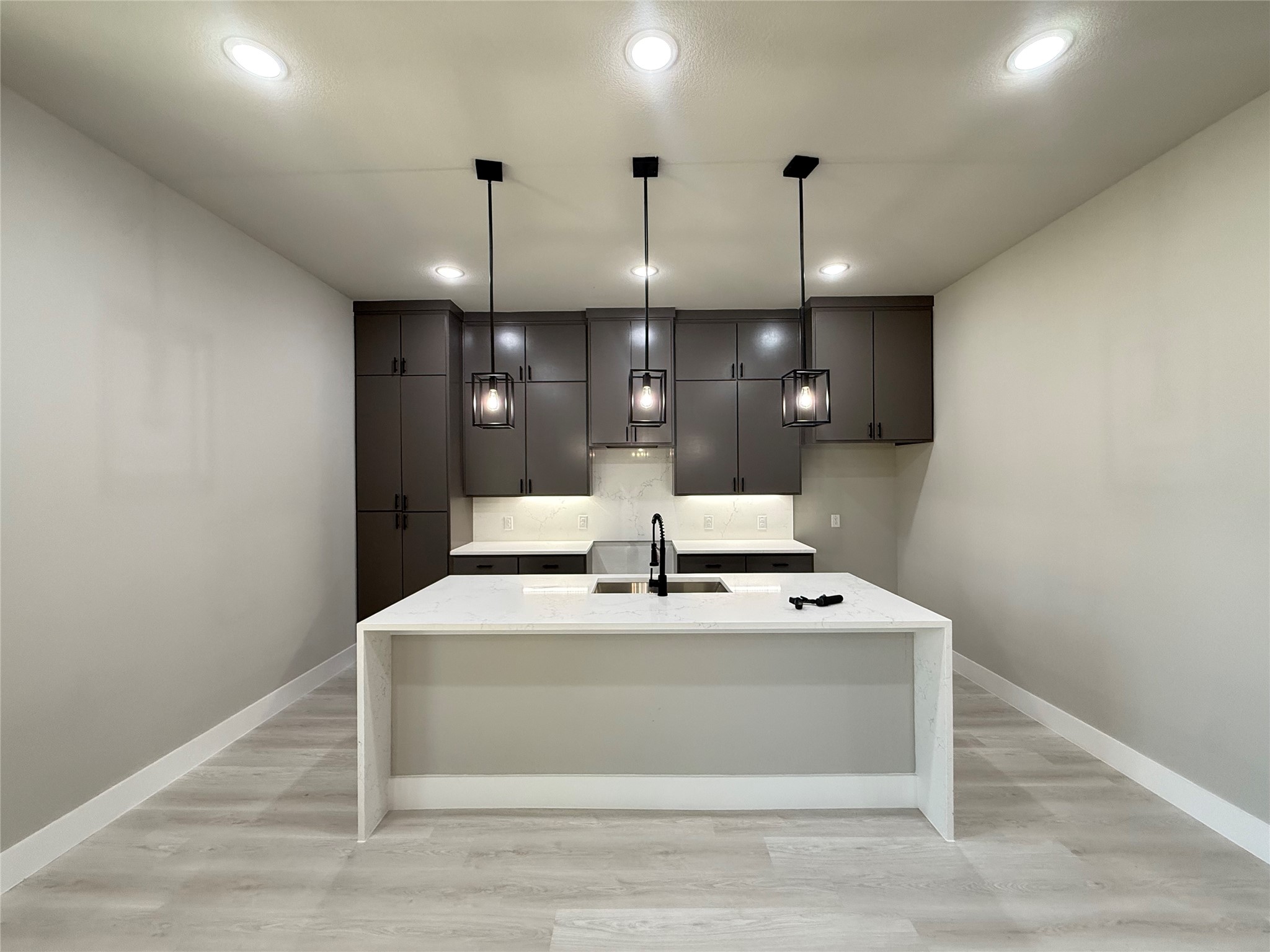 3322 Springview Avenue Dallas TX 75216