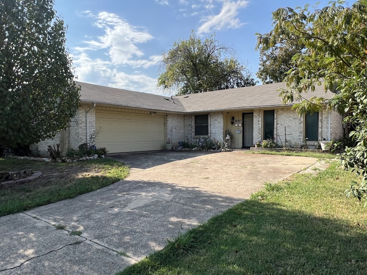 5013 Highridge Drive Garland TX 75043