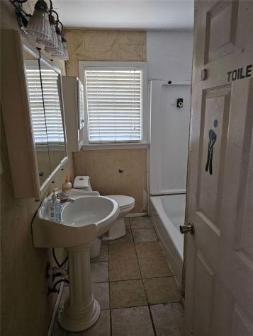 2215 Locust Street Amarillo TX 79109