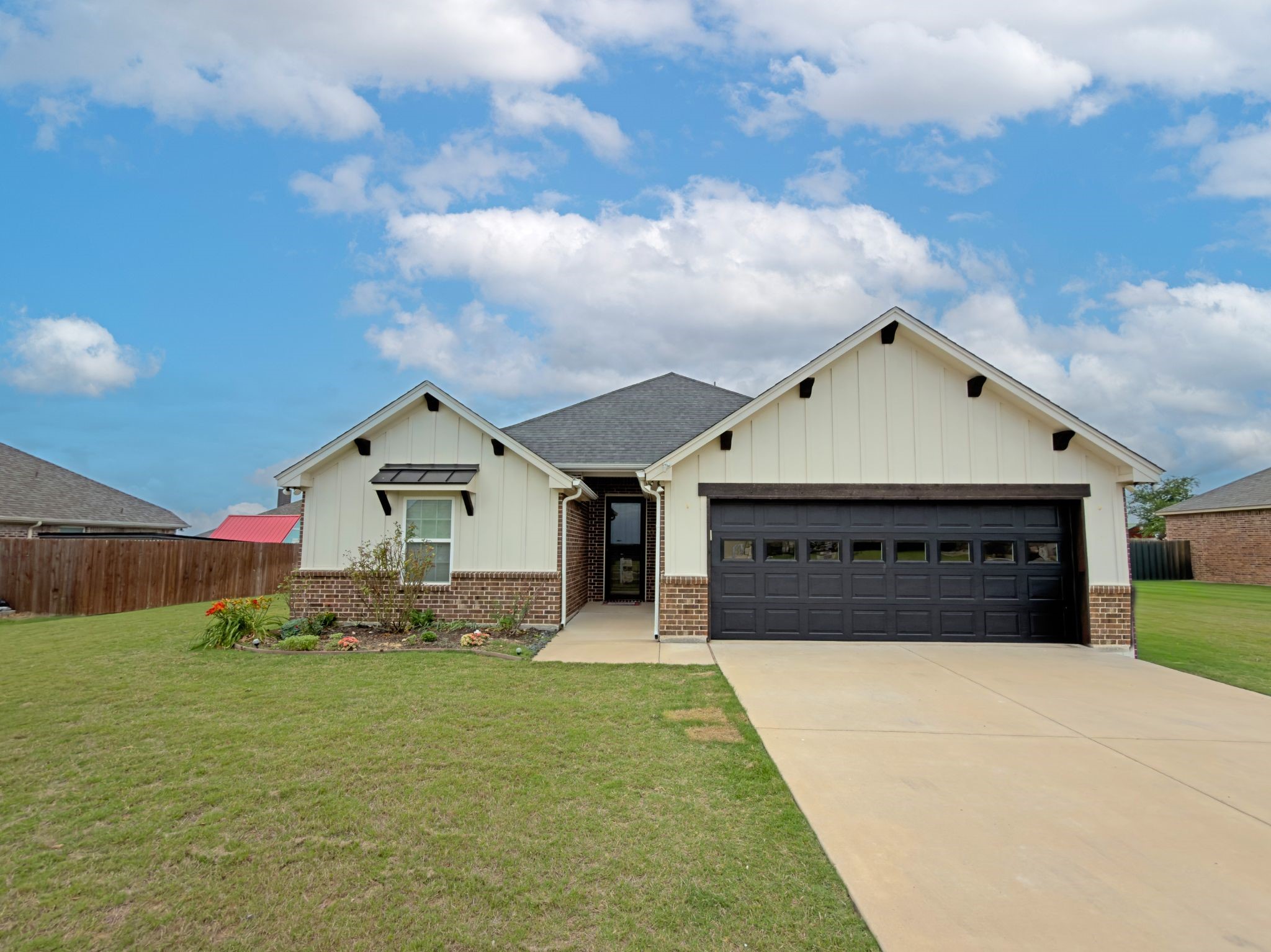 3022 Meandering Way Granbury TX 76049