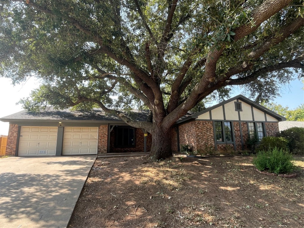6536 Cliffside Drive North Richland Hills TX 76180