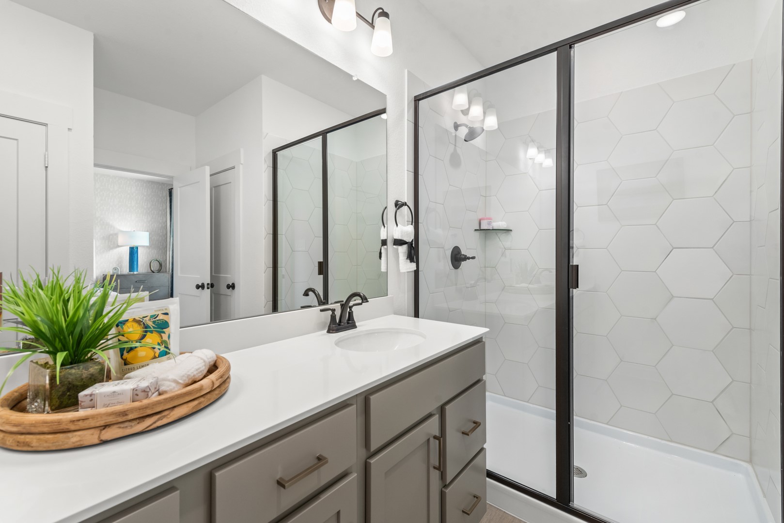 1752 Edgeway Drive Aubrey TX 76227