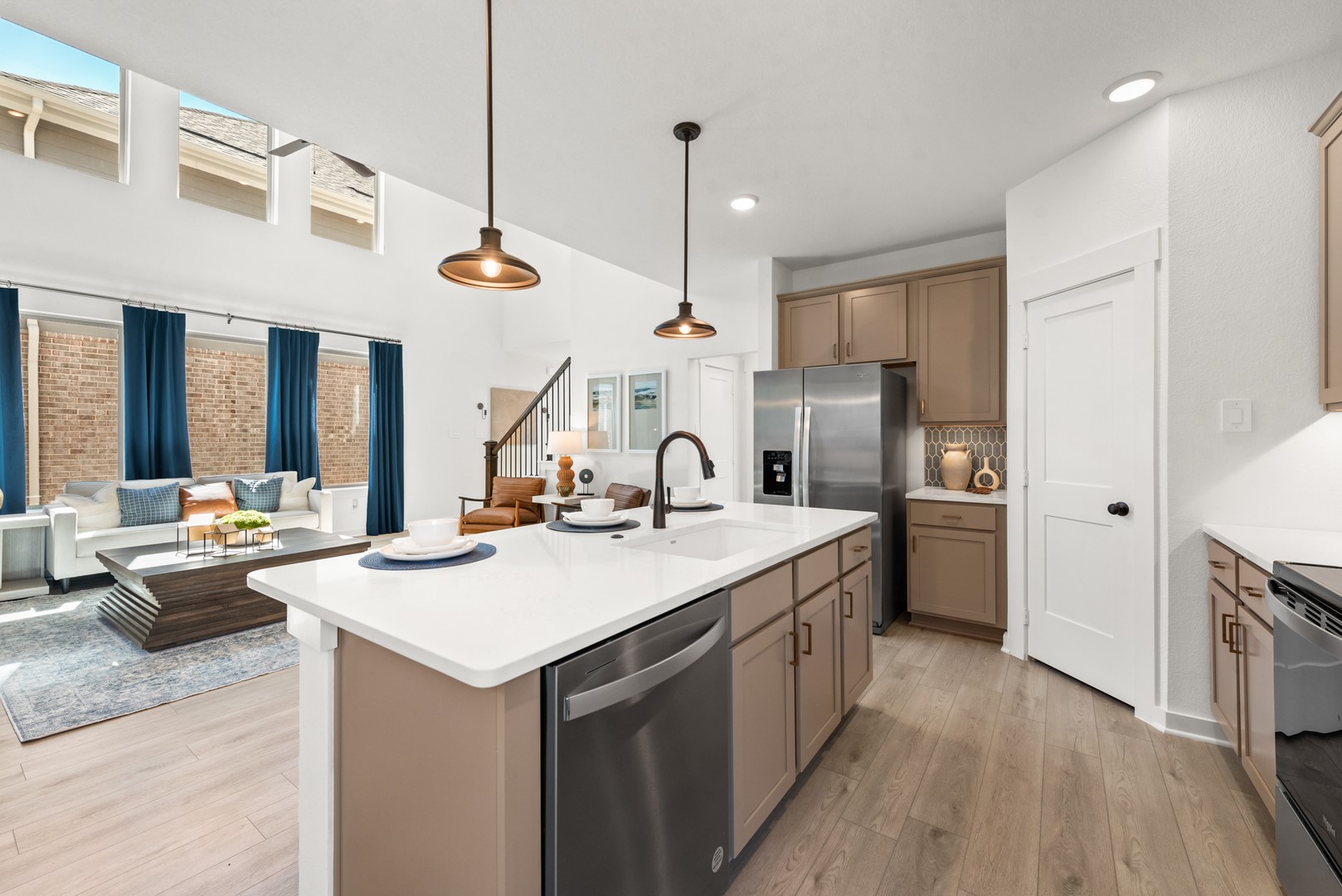 1752 Edgeway Drive Aubrey TX 76227