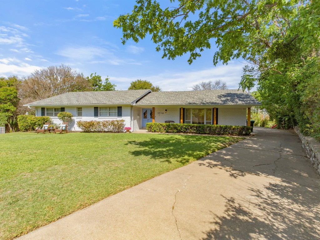 1716 Dakar Road W Fort Worth TX 76116