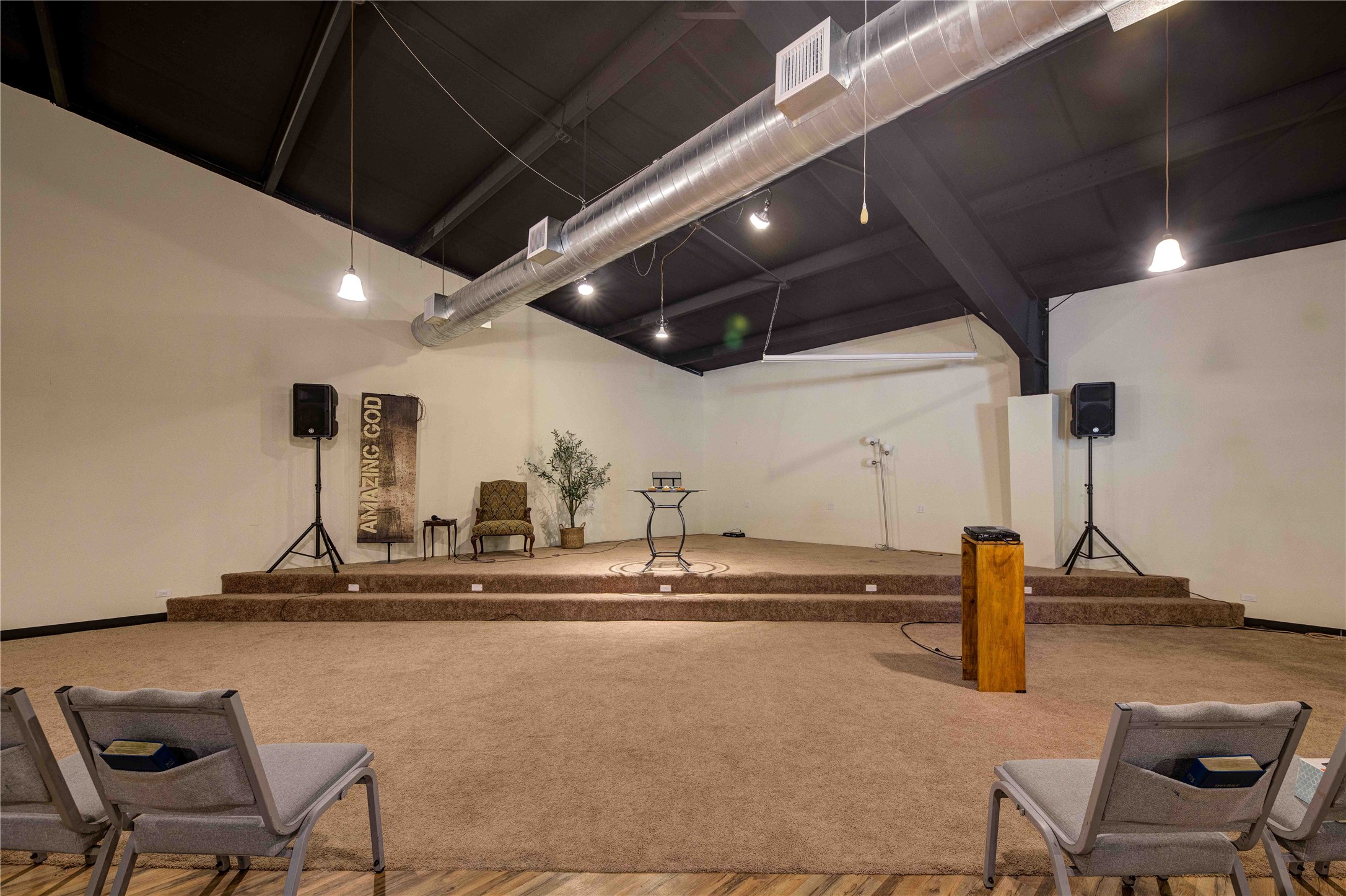 205 N Davis Street Chico TX 76431
