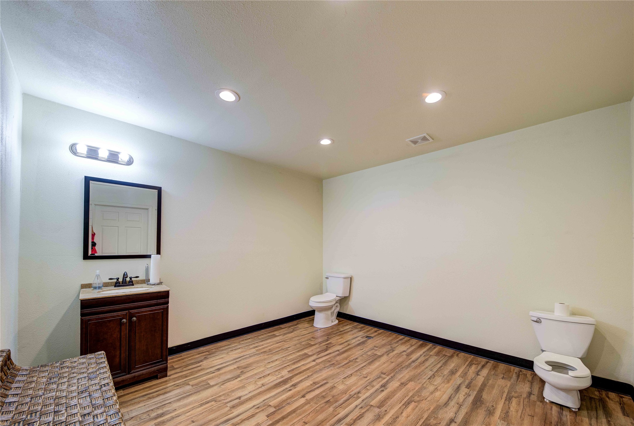 205 N Davis Street Chico TX 76431