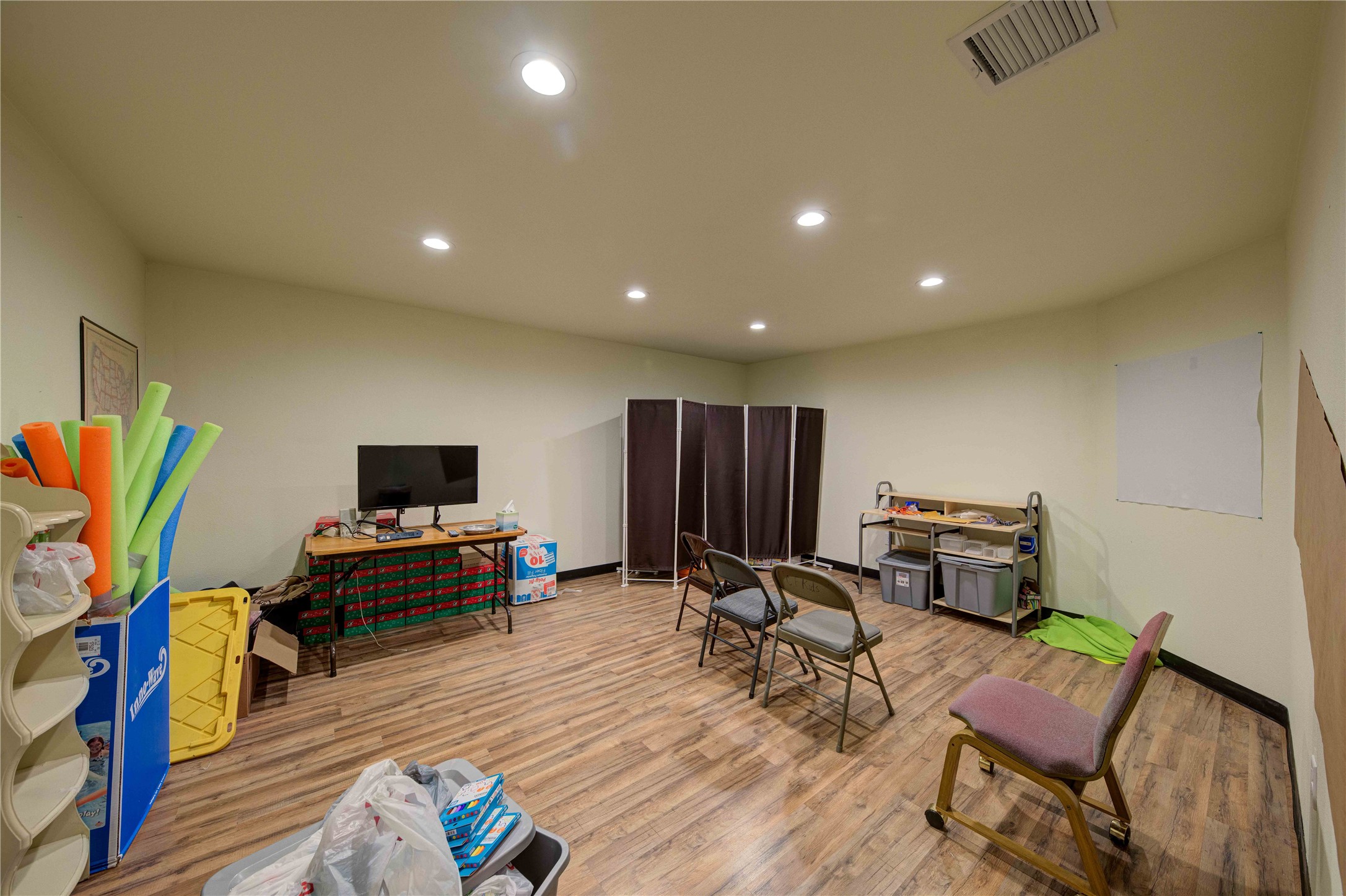 205 N Davis Street Chico TX 76431