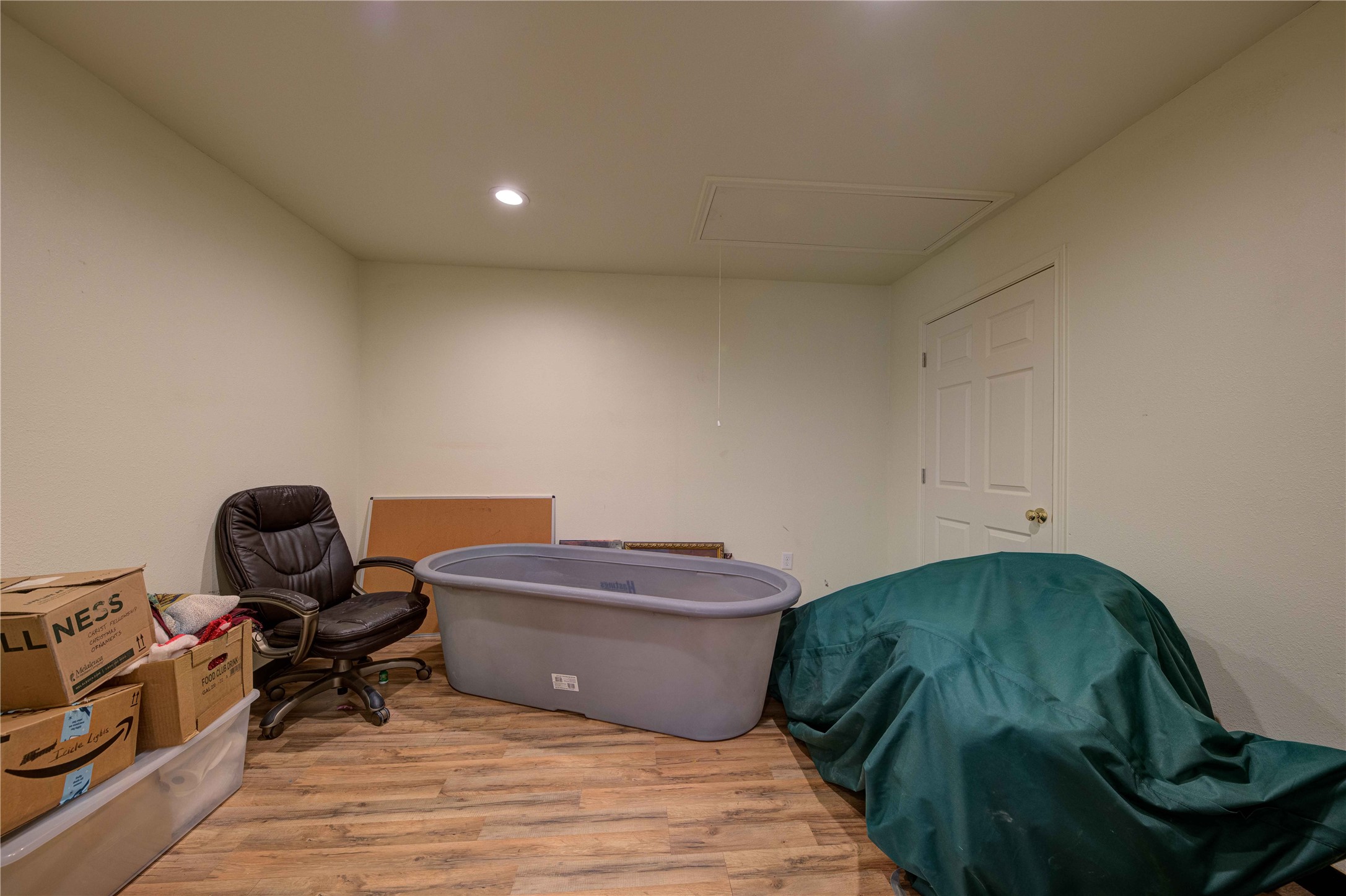 205 N Davis Street Chico TX 76431