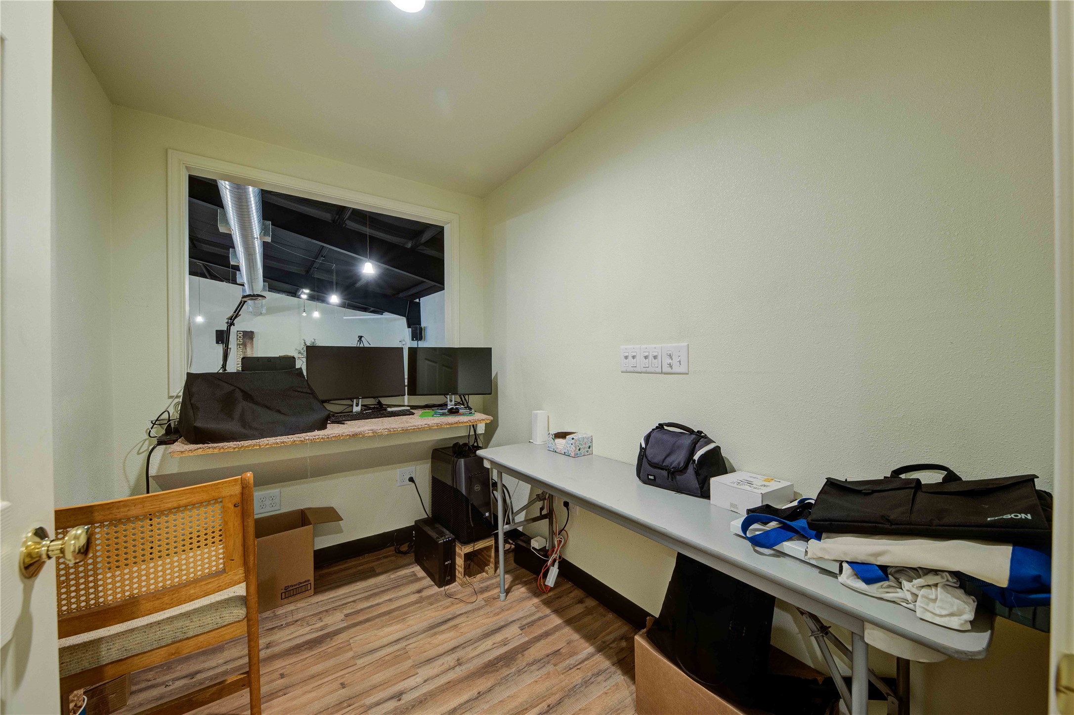 205 N Davis Street Chico TX 76431