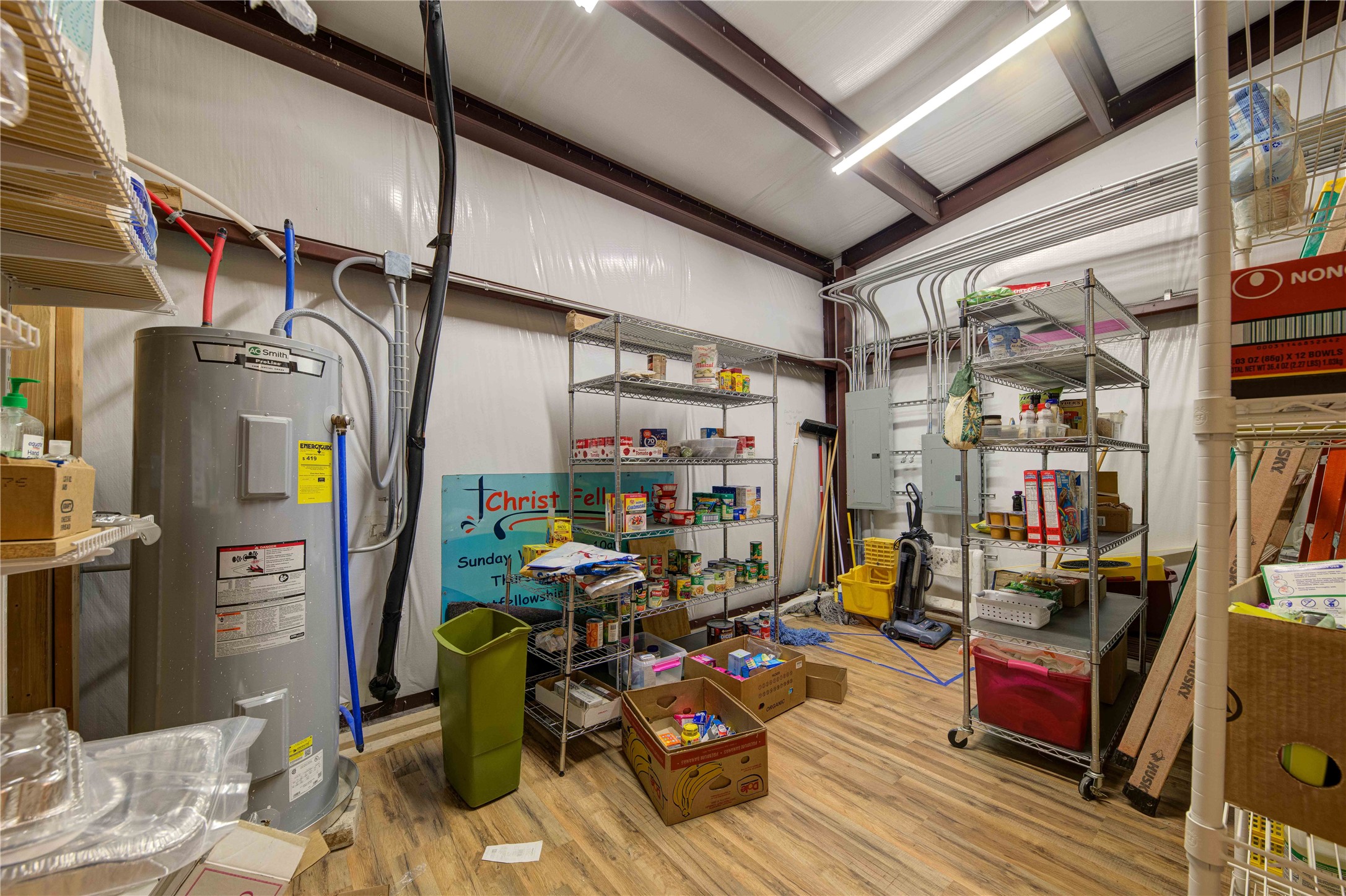 205 N Davis Street Chico TX 76431