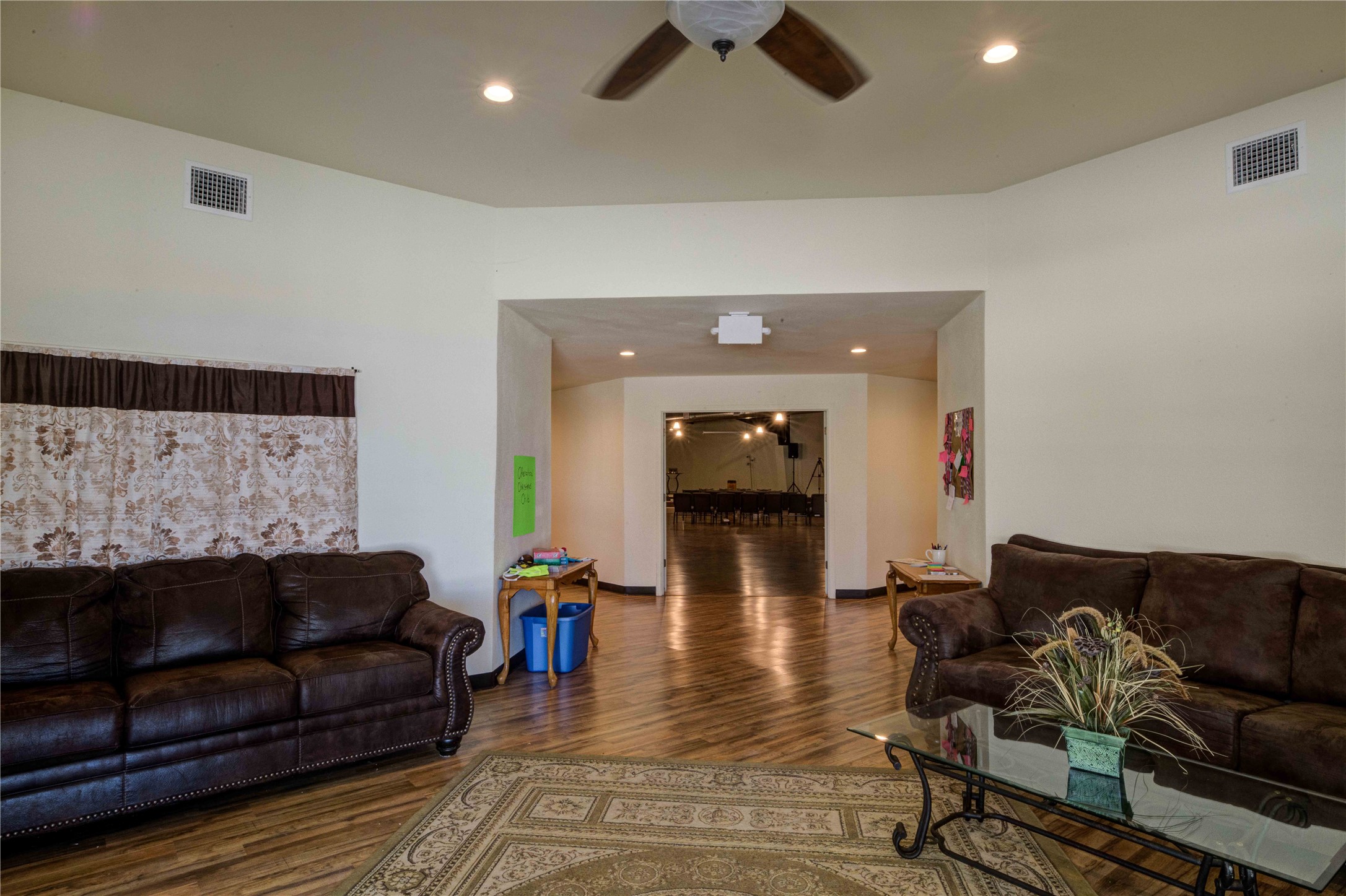 205 N Davis Street Chico TX 76431
