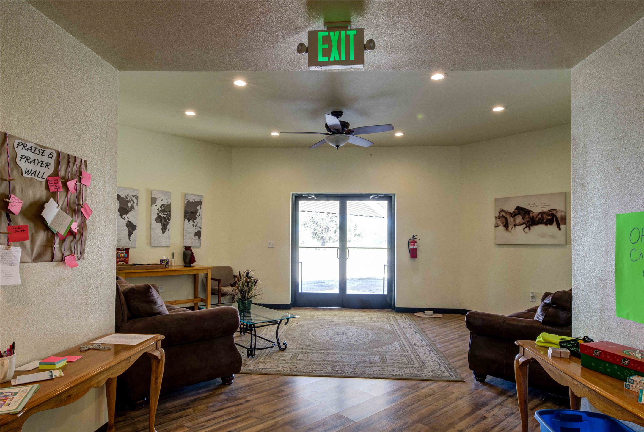 205 N Davis Street Chico TX 76431
