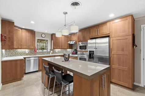 2353 Greenland Drive Dallas TX 75228