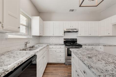 9406 Chimneywood Drive Rowlett TX 75089