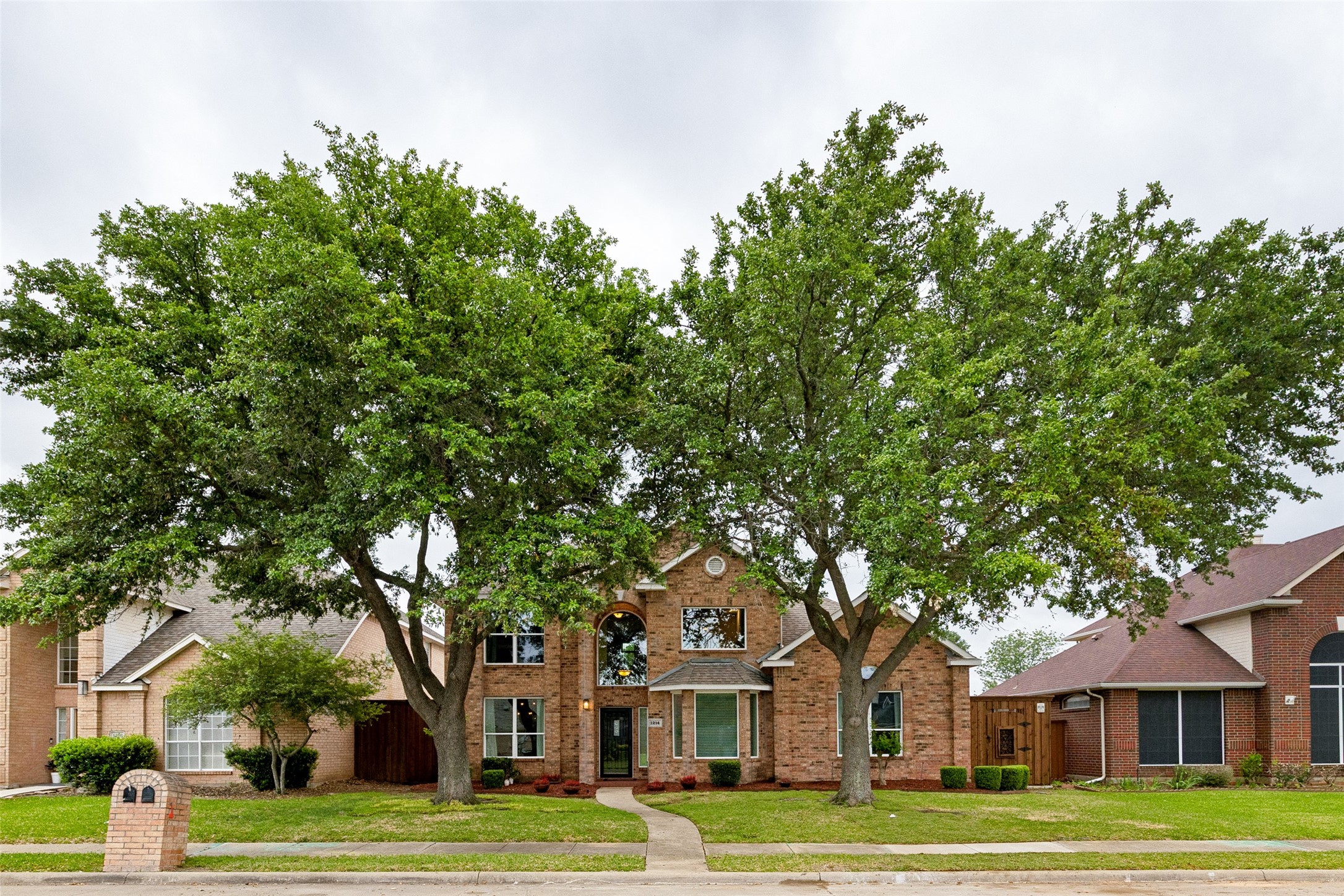 1214 Grimsworth Lane Allen TX 75002