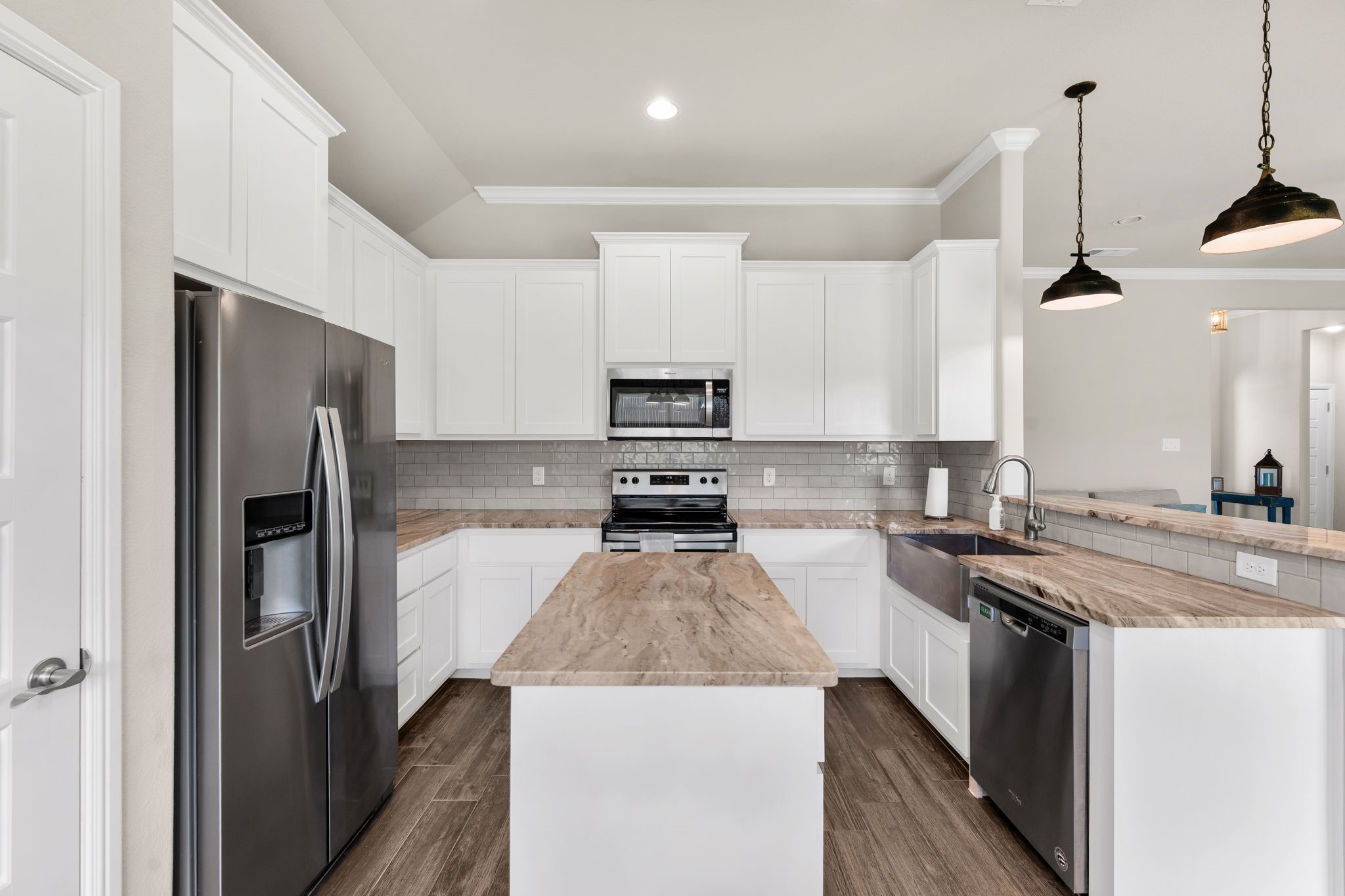219 Bayless Avenue Godley TX 76044