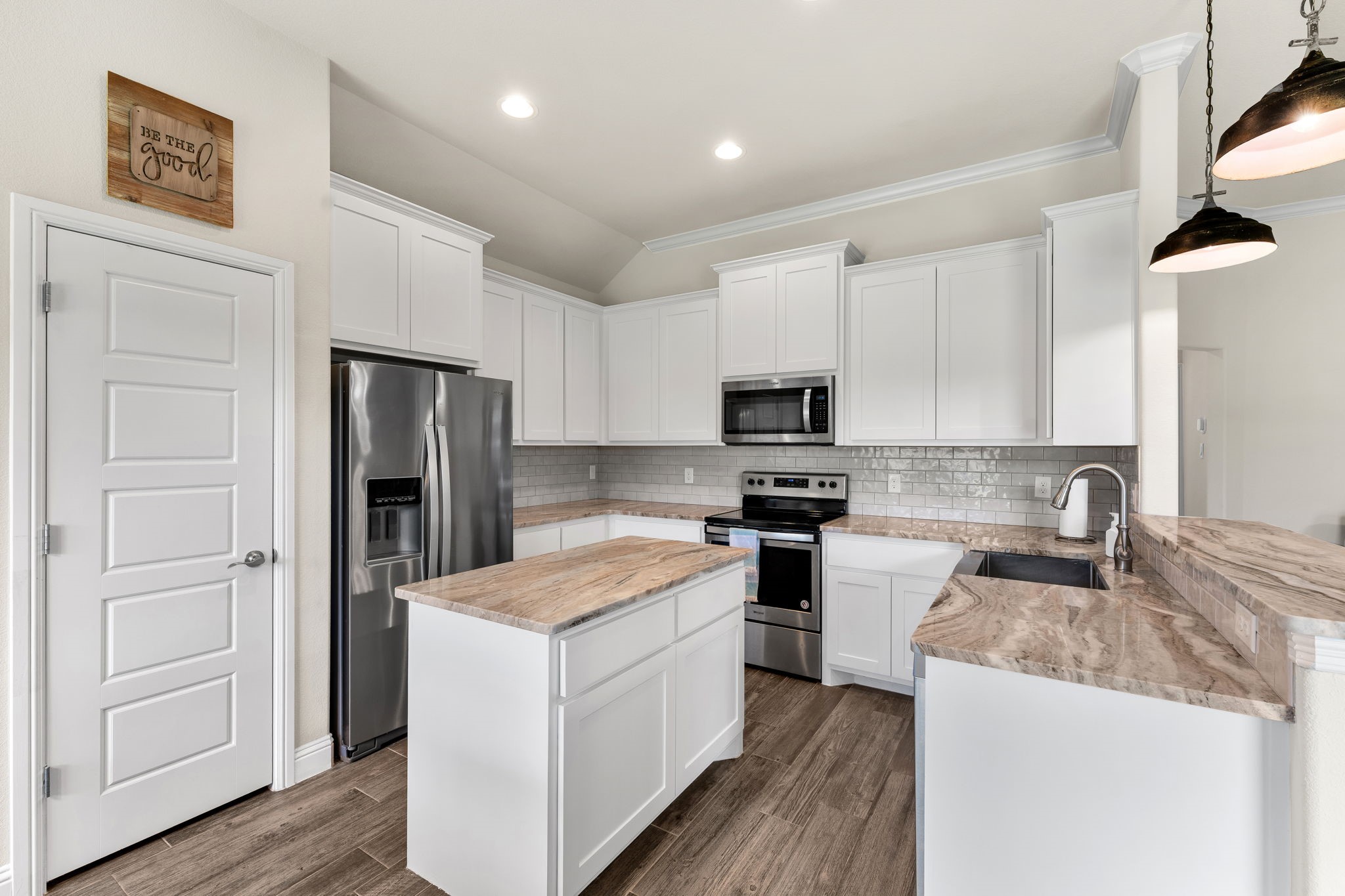 219 Bayless Avenue Godley TX 76044