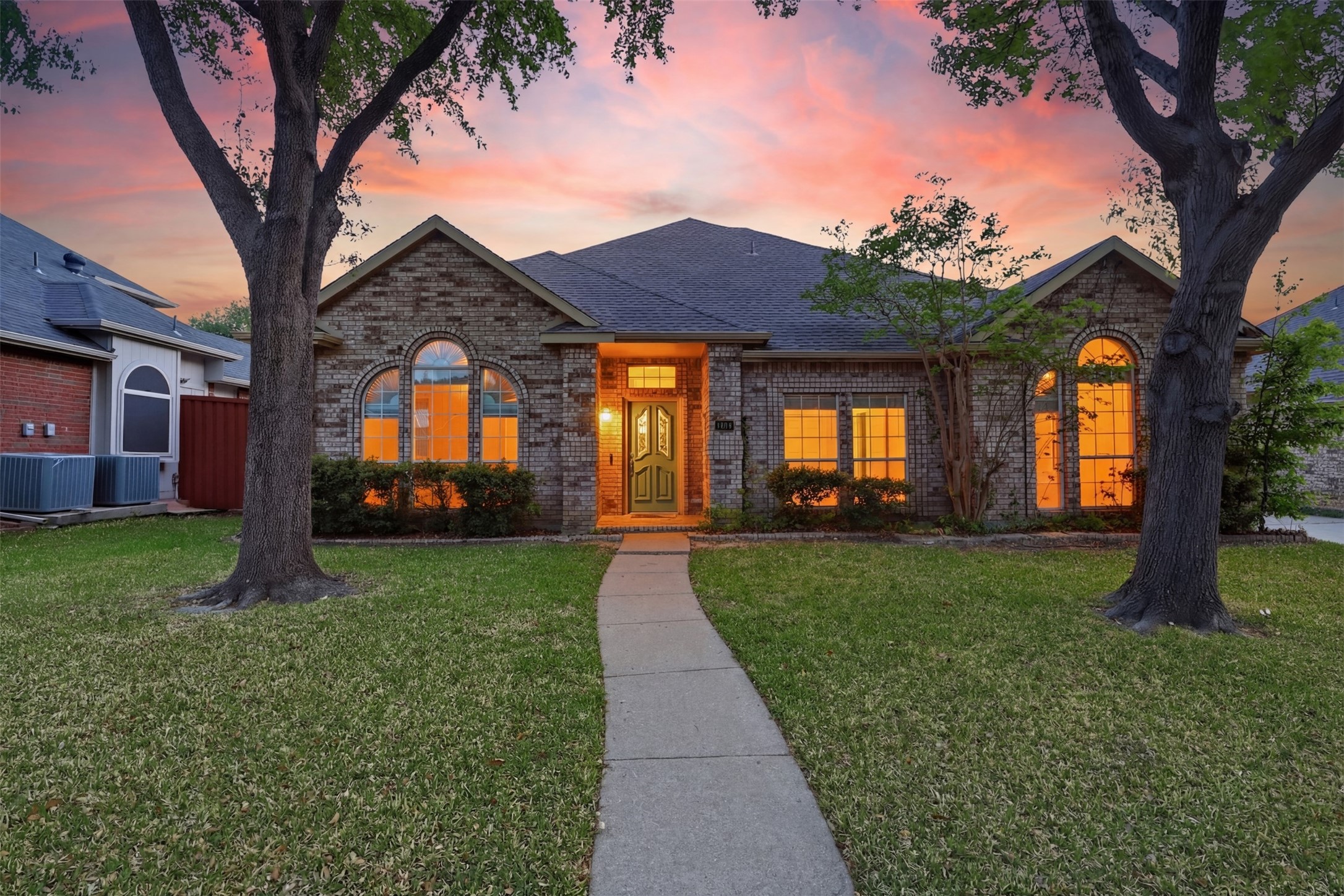 1421 Susan Lane Carrollton TX 75007