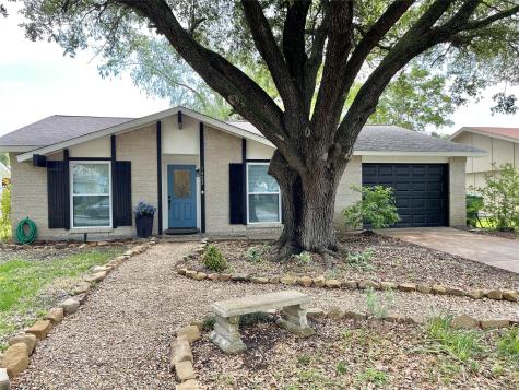1422 Deepwood Drive Garland TX 75040