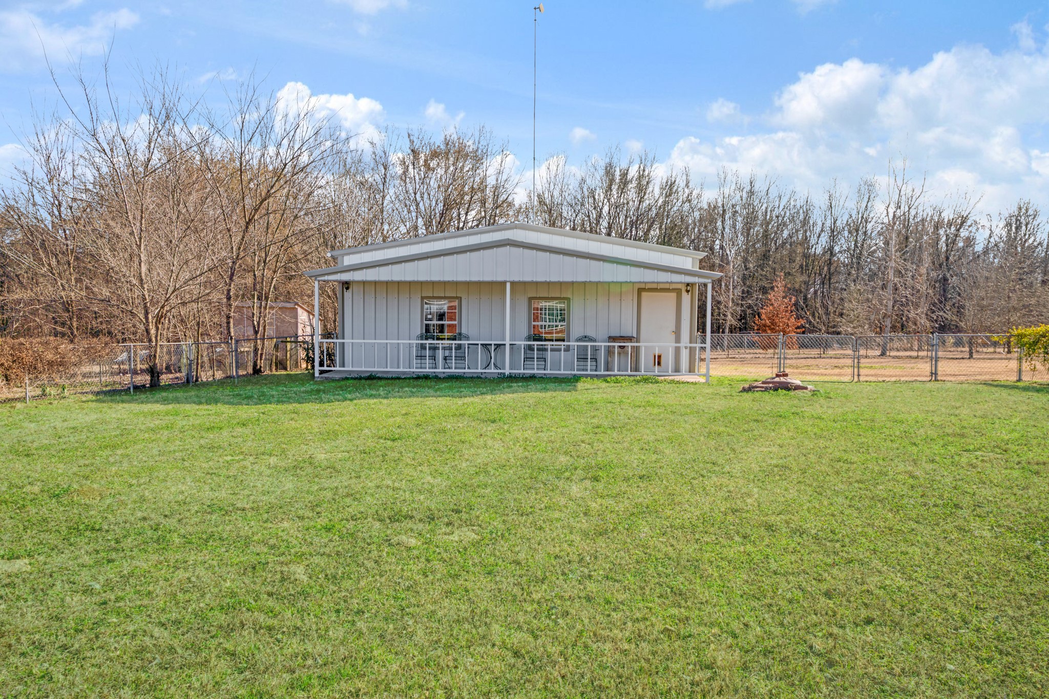 250 County Road 45700 Detroit TX 75436