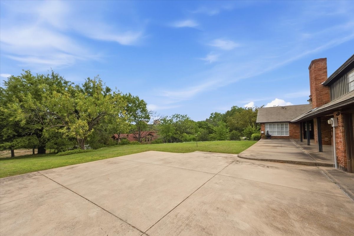 1421 Westover Lane Westover Hills TX 76107