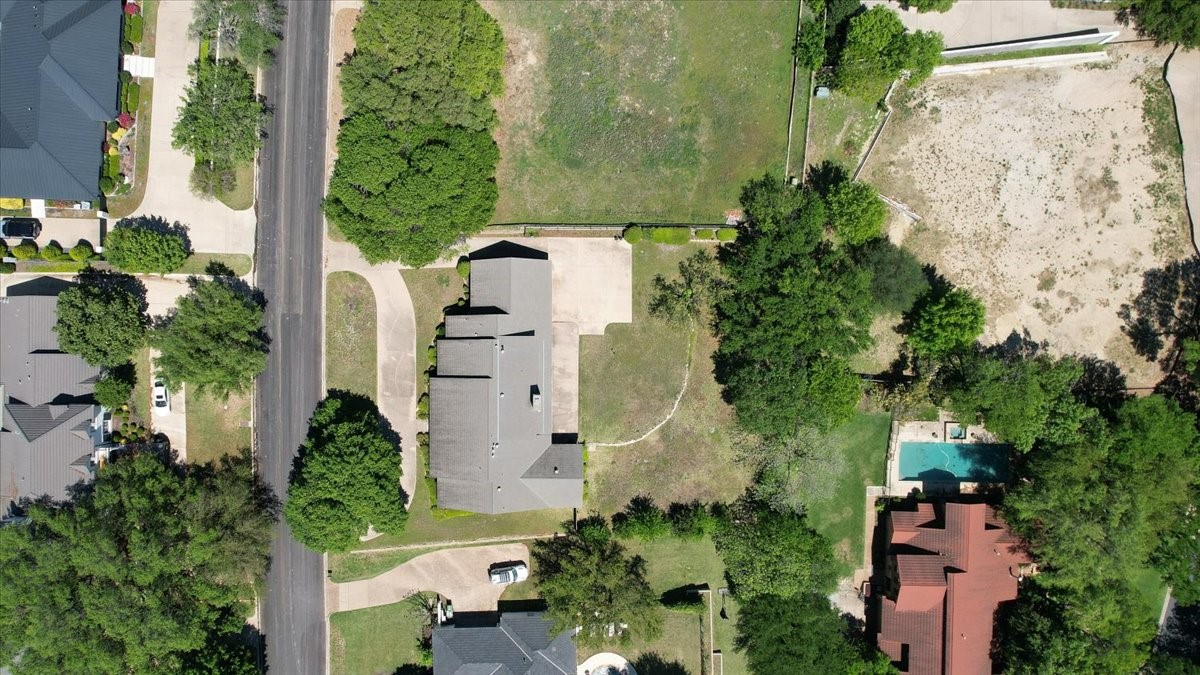 1421 Westover Lane Westover Hills TX 76107