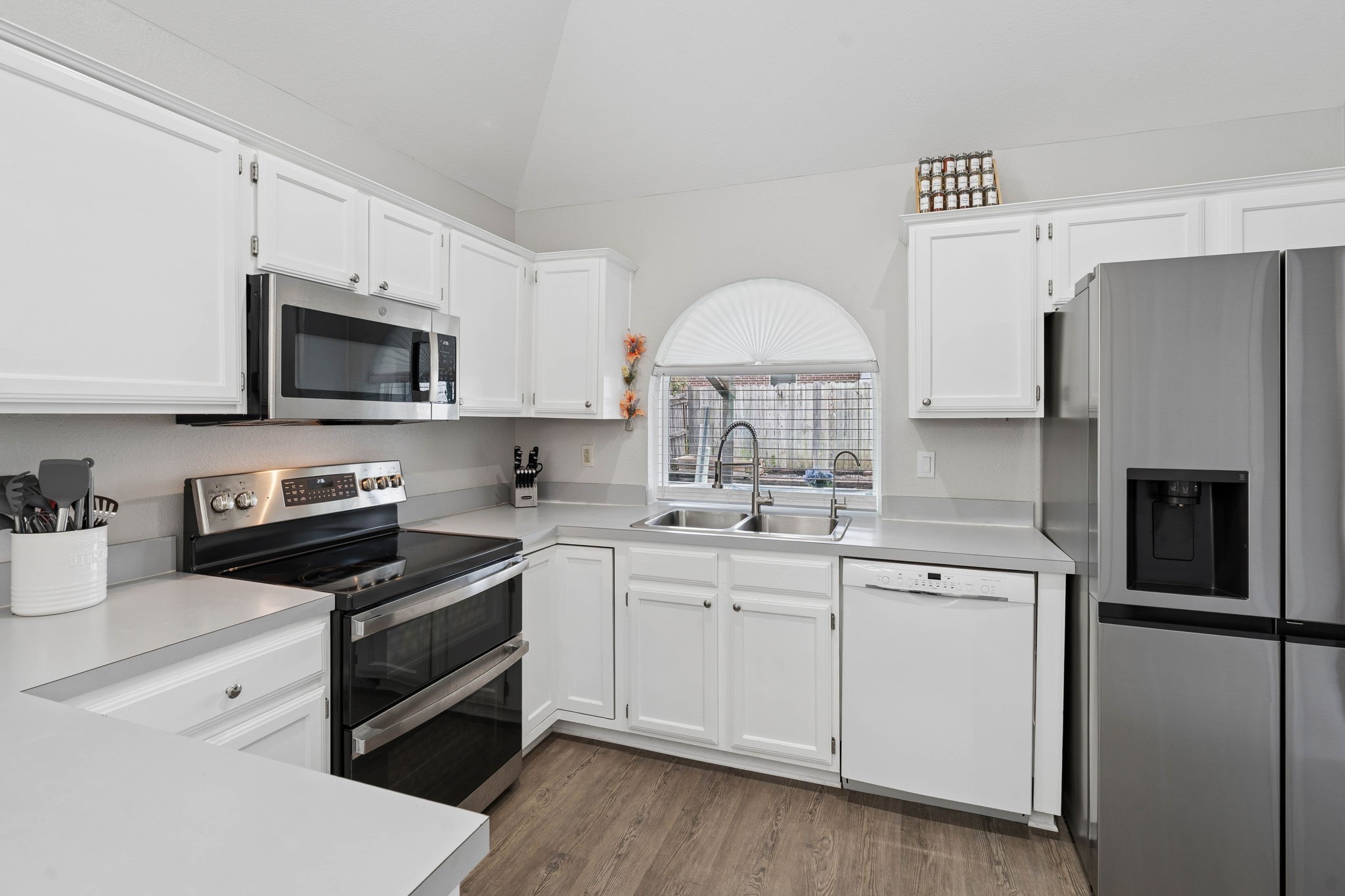 1909 Timberline Lane Sherman TX 75092