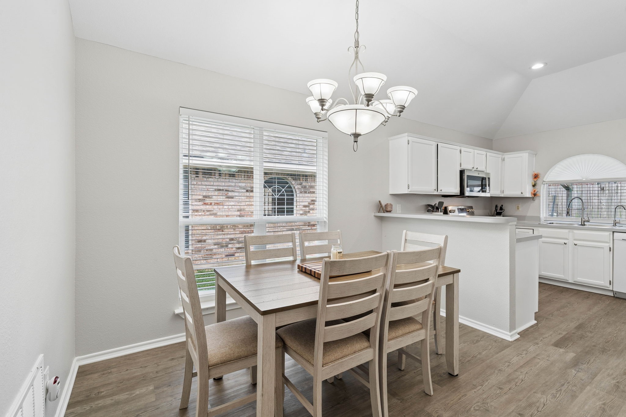 1909 Timberline Lane Sherman TX 75092