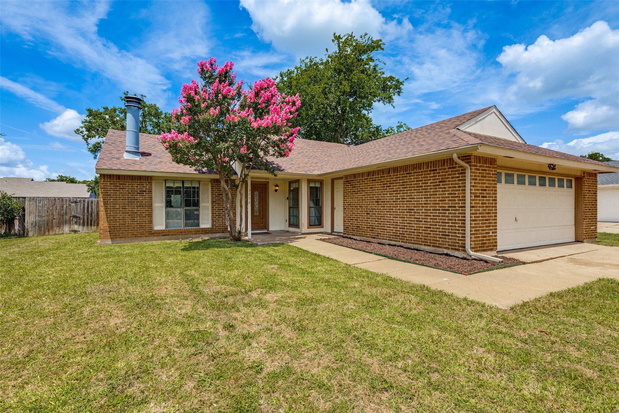 3206 Wintersmith Drive Arlington TX 76014