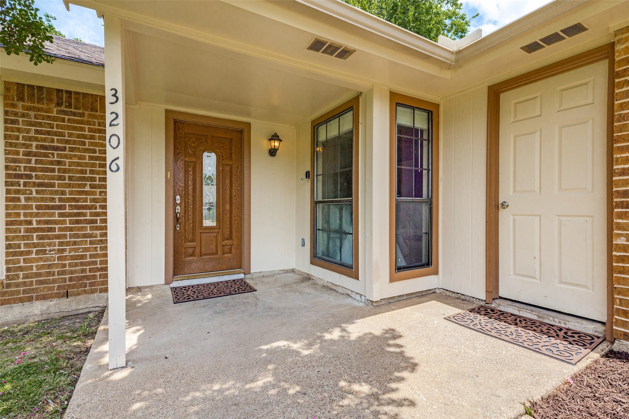 3206 Wintersmith Drive Arlington TX 76014