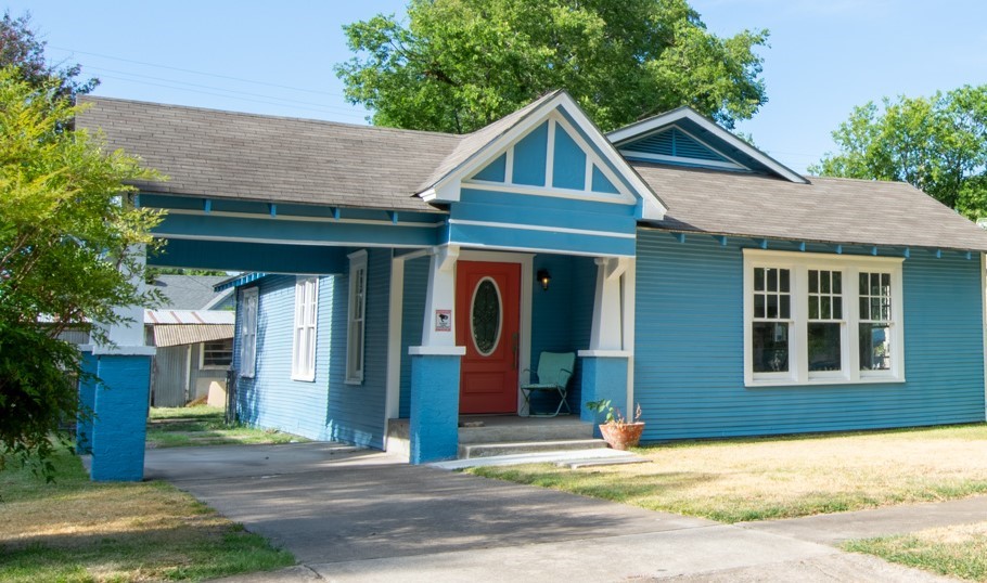 924 W Chestnut Street Denison TX 75020