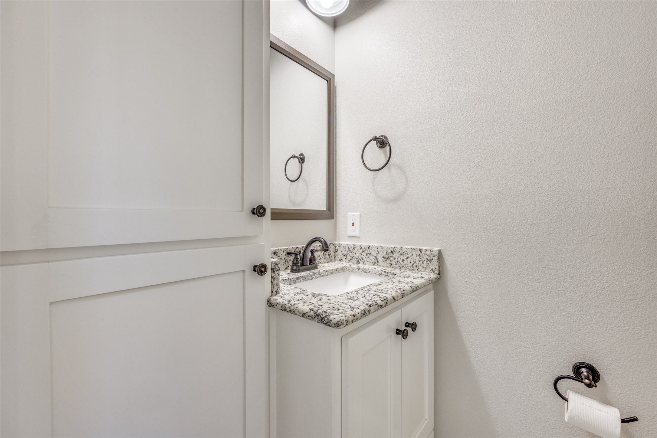 208 Greenway Bend Pottsboro TX 75076