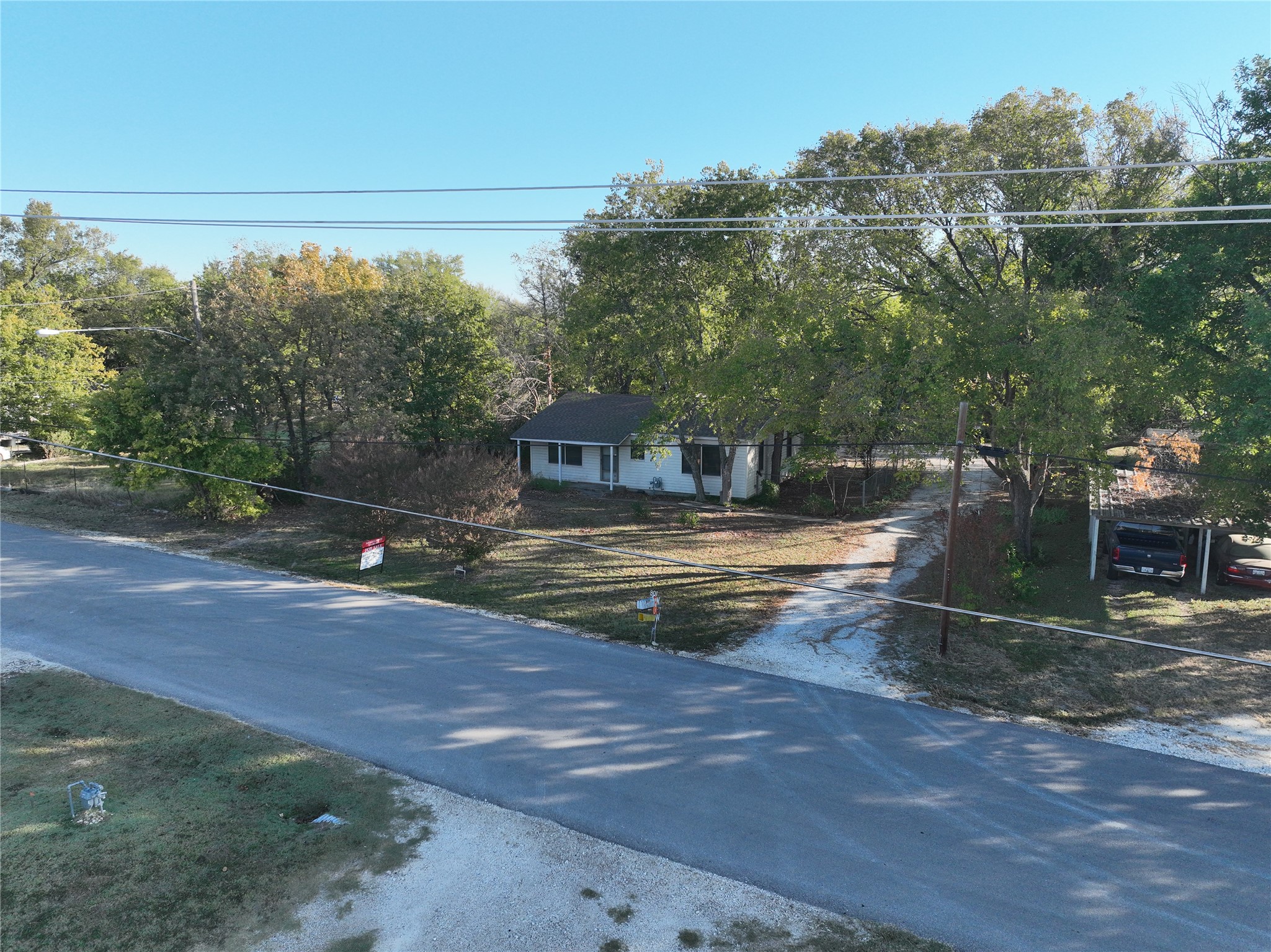 801 N Houston Street Lorena TX 76655