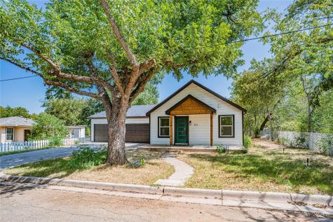 323 S Hannaford Street Granbury TX 76048