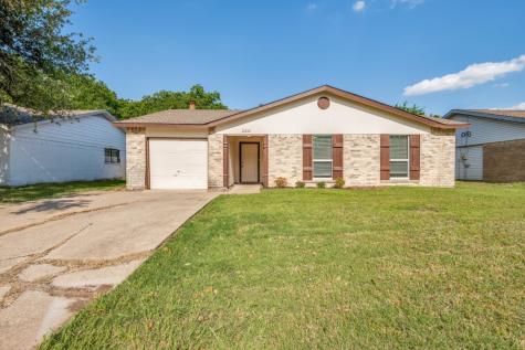 2210 Sheriff Drive Grand Prairie TX 75051