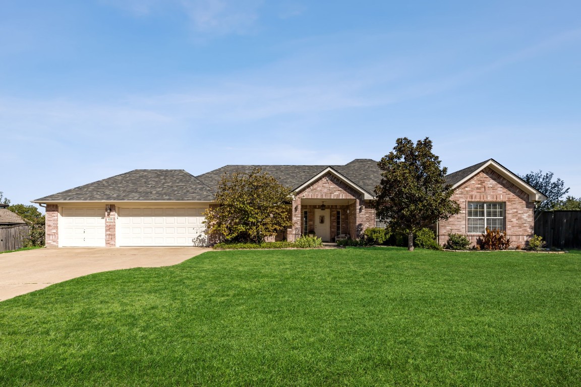 920 Oakbrook Drive Wylie TX 75098