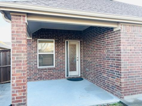 105 Hanover Trail Lewisville TX 75067