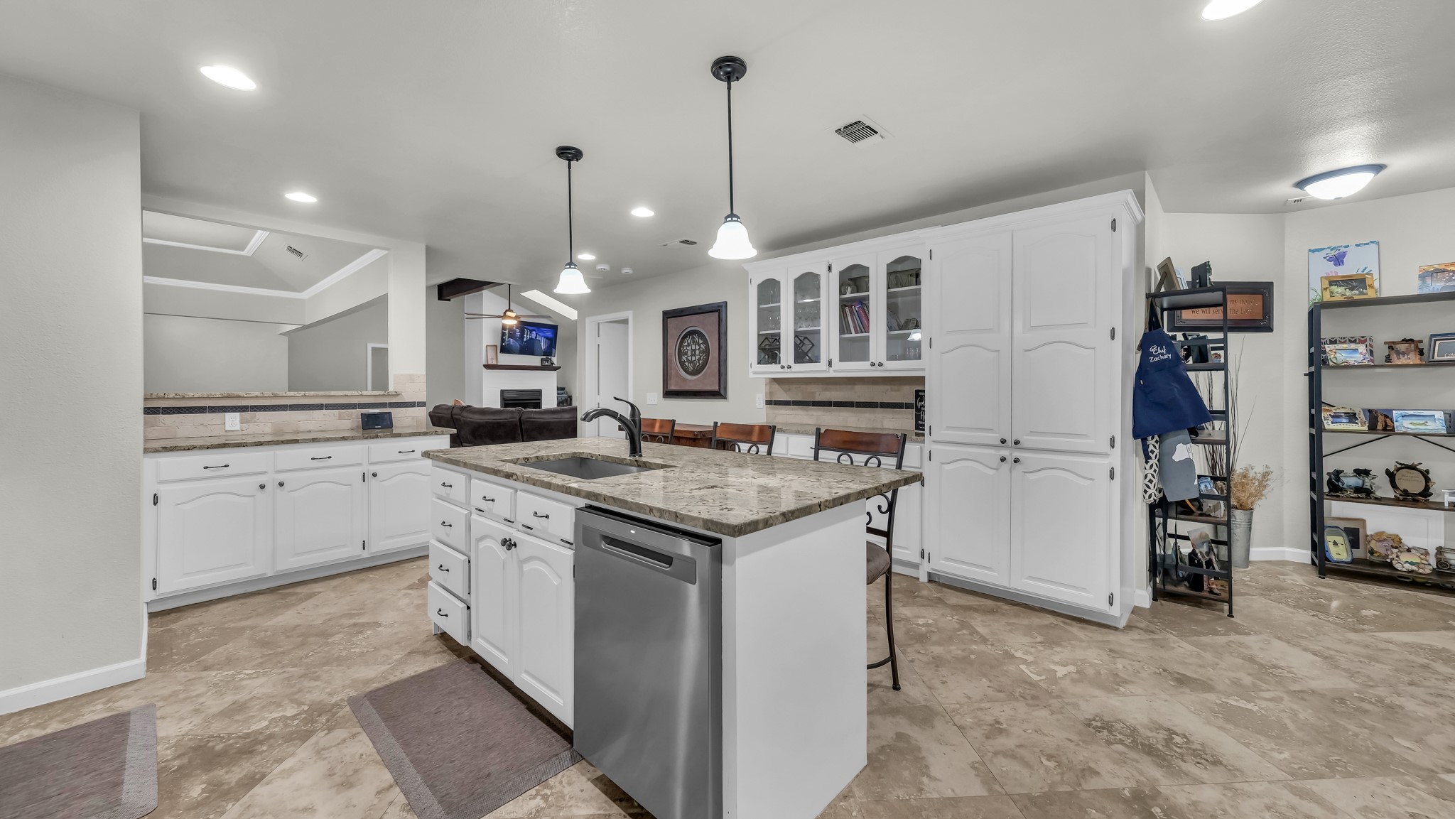 8012 Ravenswood Road Granbury TX 76049