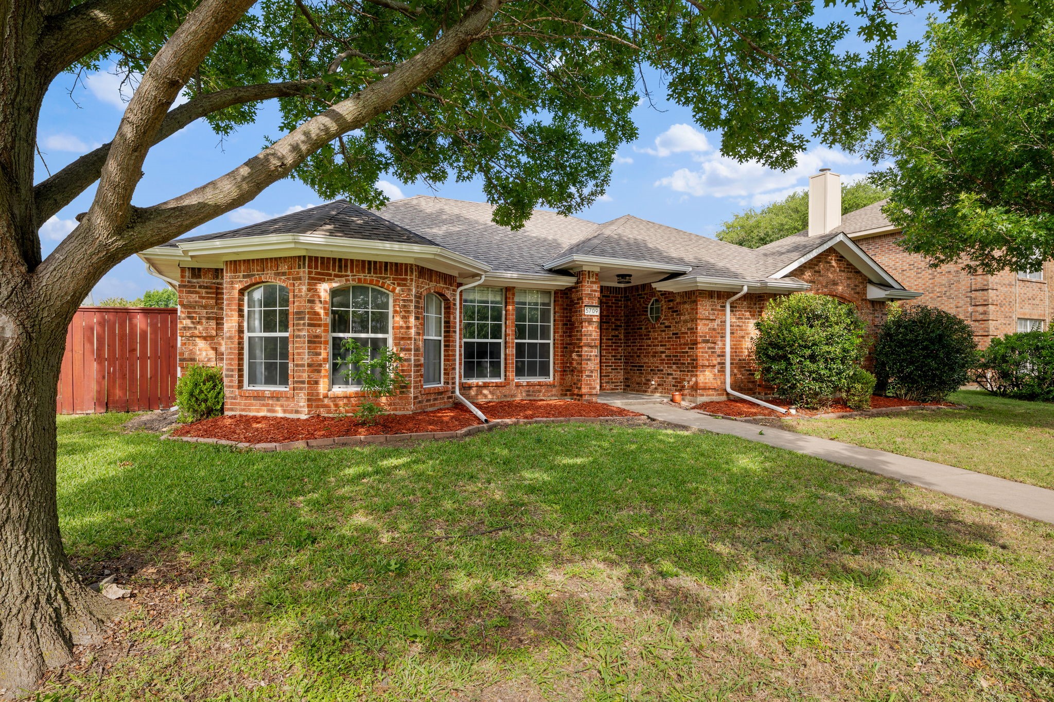 5709 Eagle Drive Rowlett TX 75088