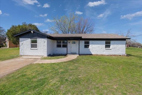 4749 Melinda Drive Forest Hill TX 76119