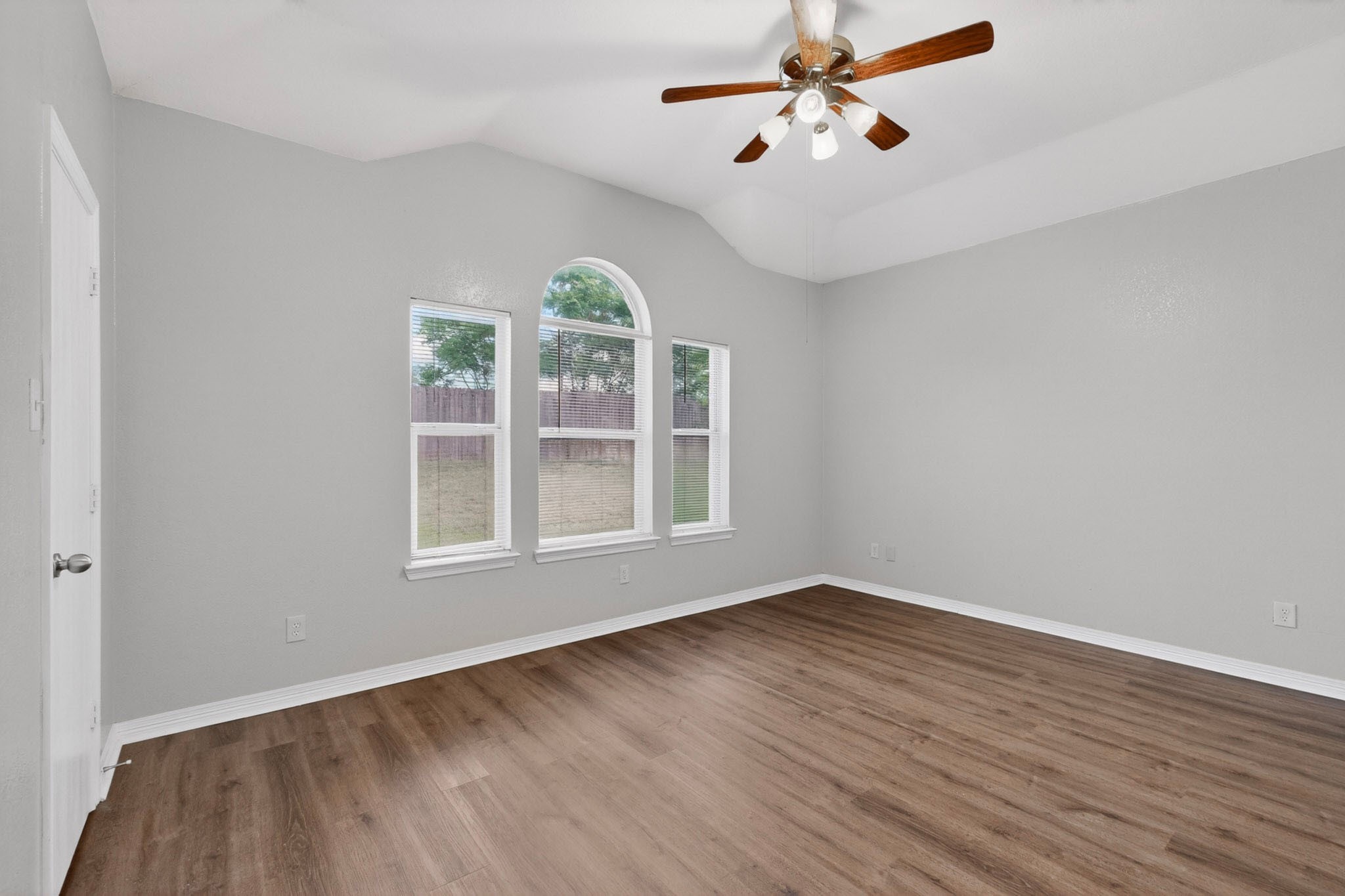 3401 Newgate Street Midlothian TX 76065