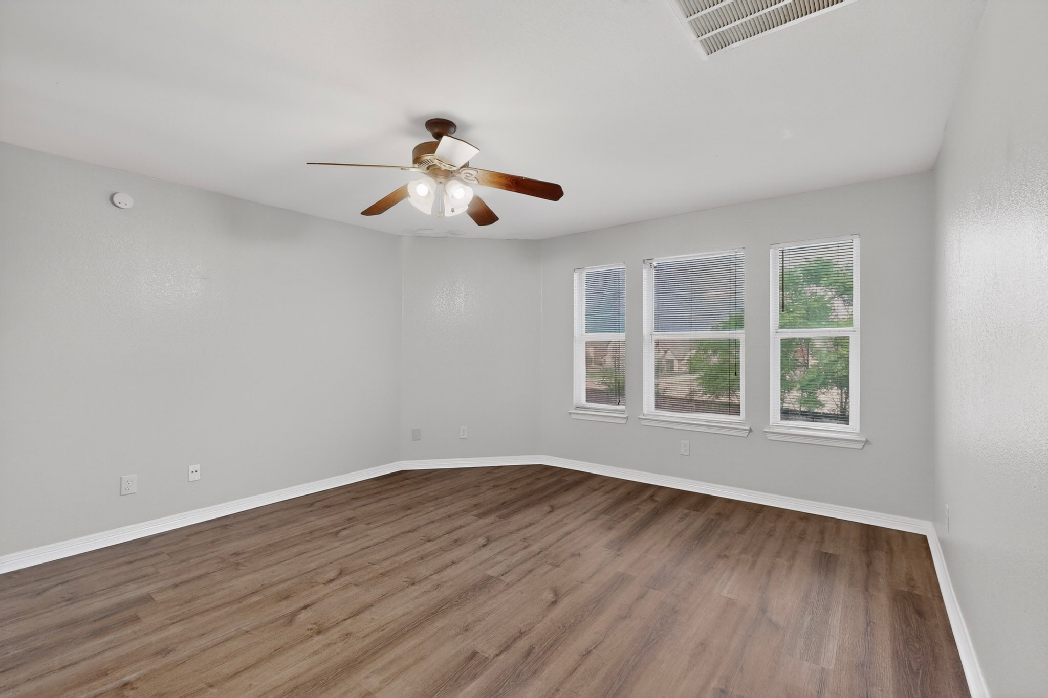 3401 Newgate Street Midlothian TX 76065