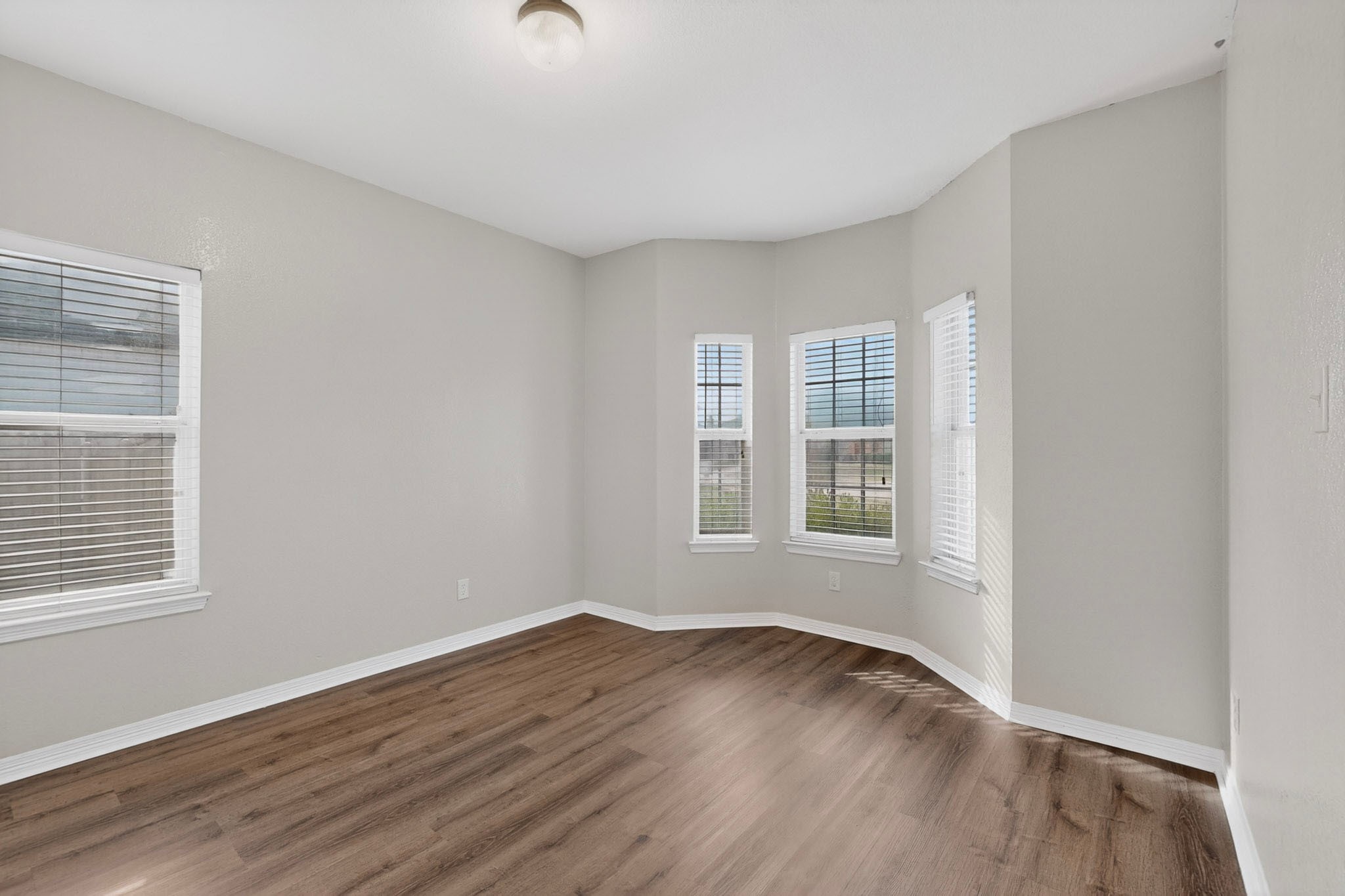 3401 Newgate Street Midlothian TX 76065